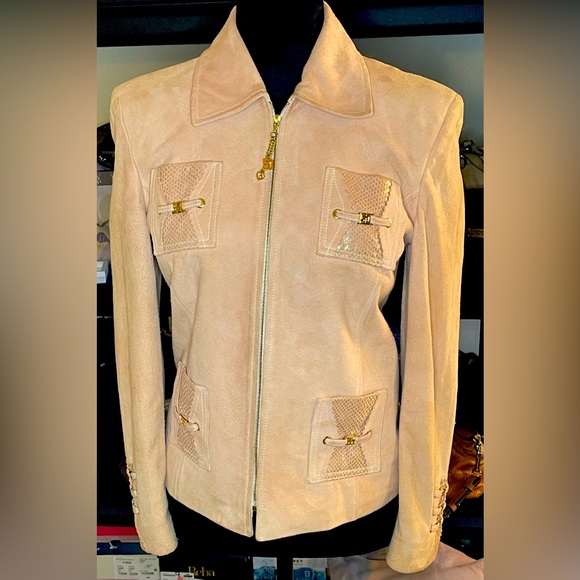 ST JOHN COLLECTION - Picture 1 of 9